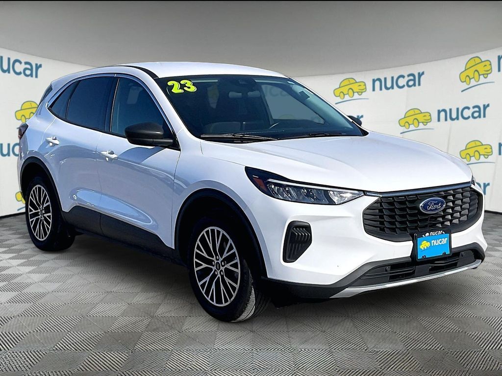2023 FORD Escape
