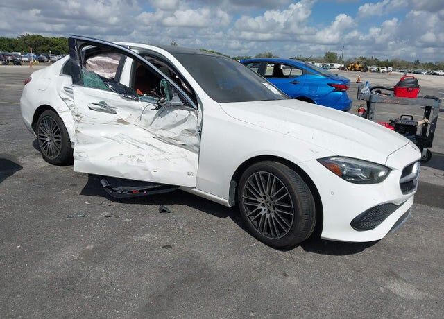 2023 MERCEDES-BENZ C-Class