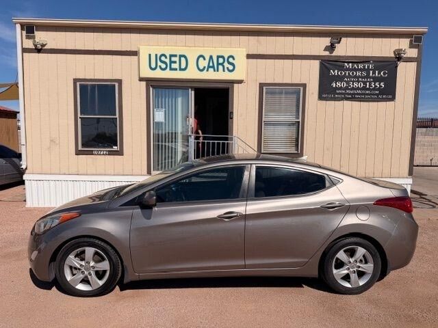 2013 HYUNDAI Elantra