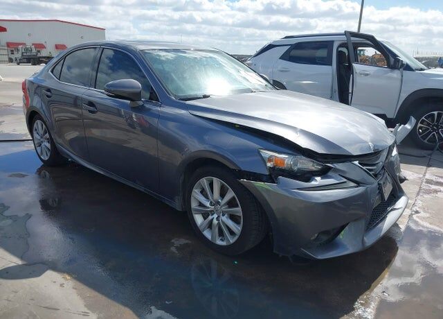 2016 LEXUS IS
