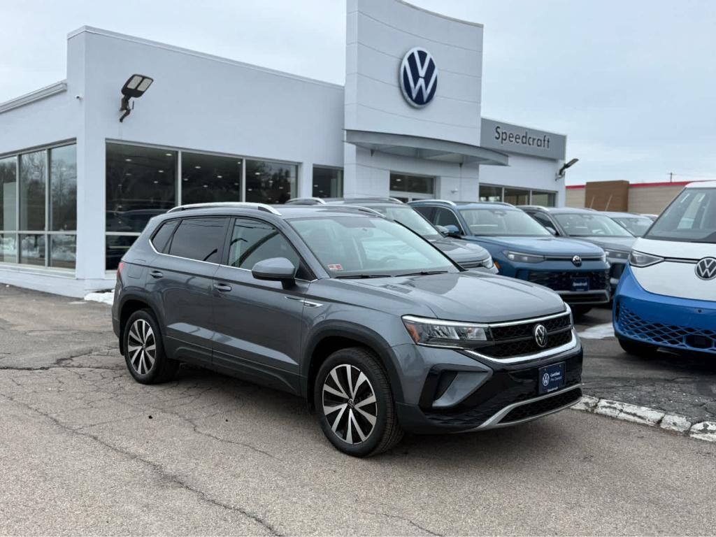 2022 VOLKSWAGEN Taos