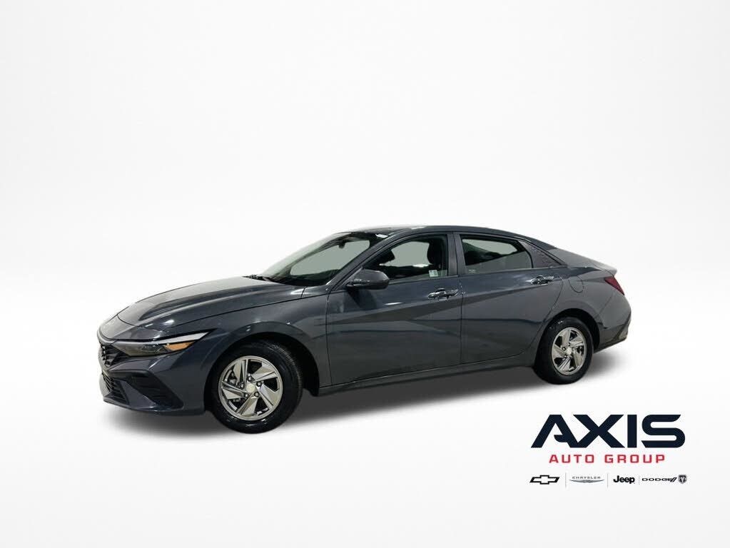 2024 HYUNDAI Elantra