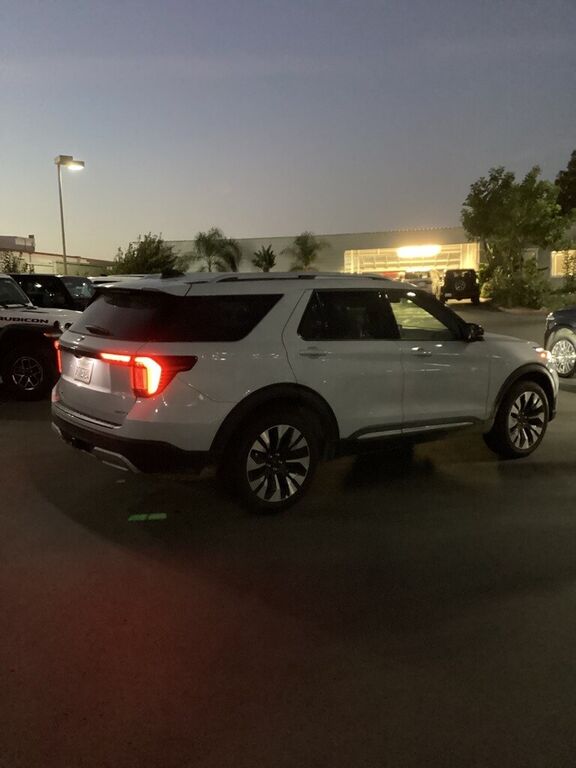 2025 FORD Explorer