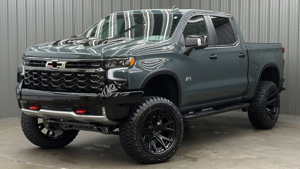 2025 CHEVROLET Silverado