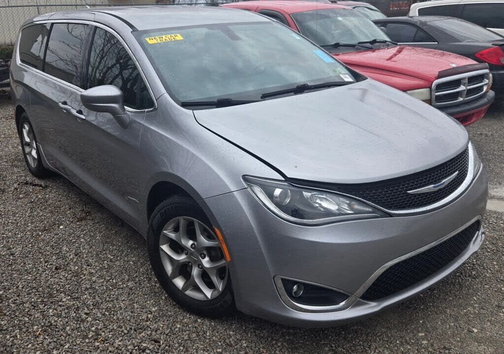 2018 CHRYSLER Pacifica