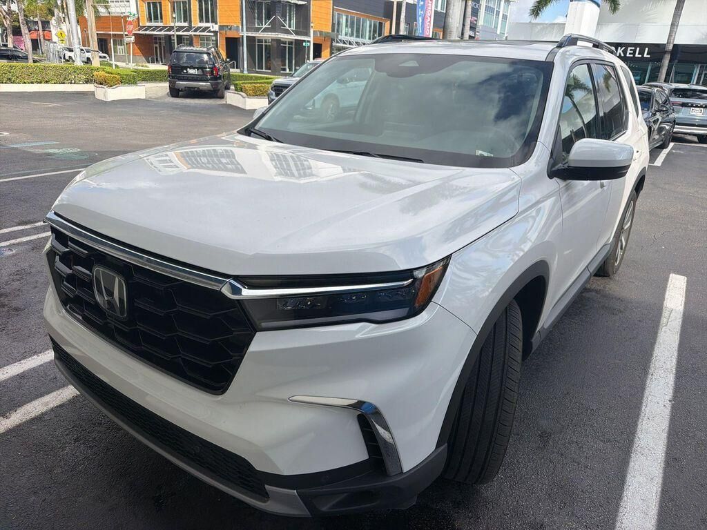 2023 HONDA Pilot