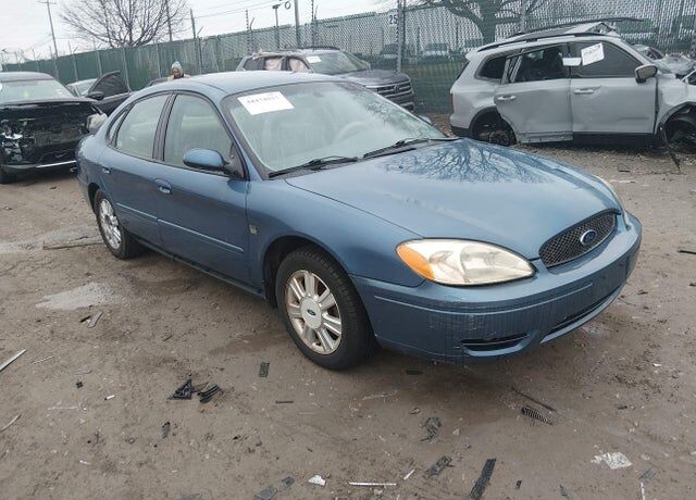 2004 FORD Taurus