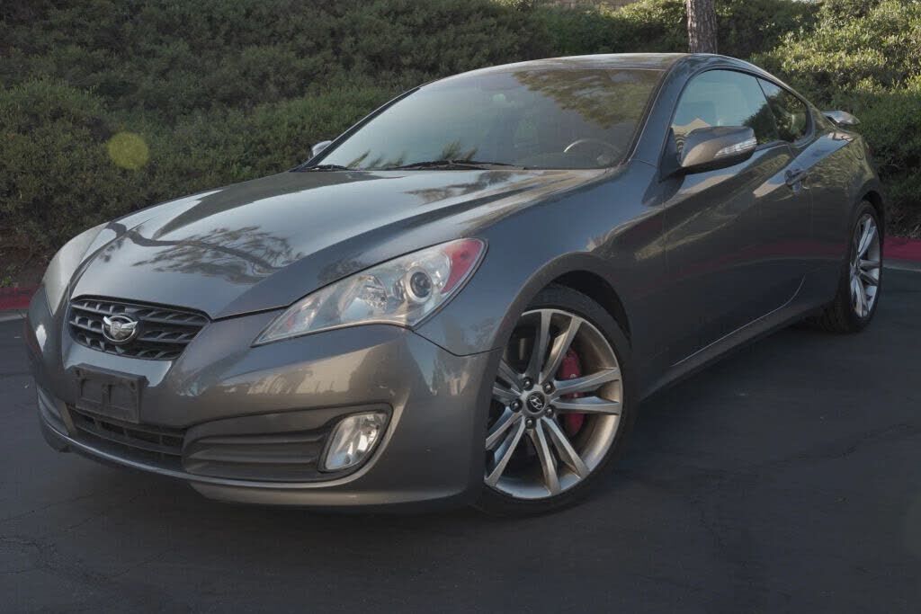 2011 HYUNDAI Genesis Coupe
