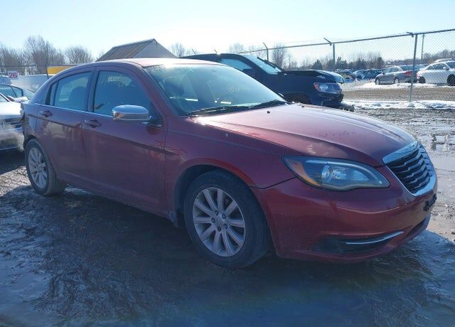 2014 CHRYSLER 200