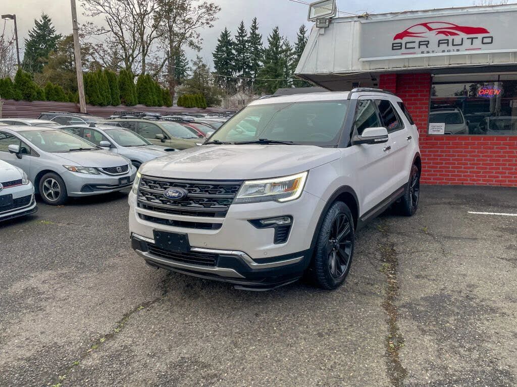 2018 FORD Explorer