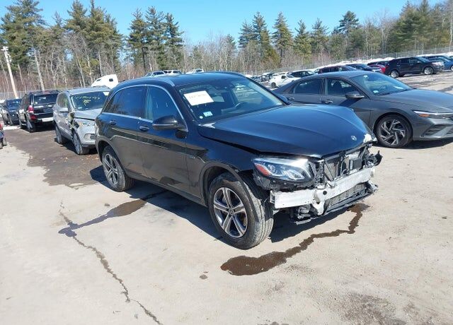 2019 MERCEDES-BENZ GLC-Class