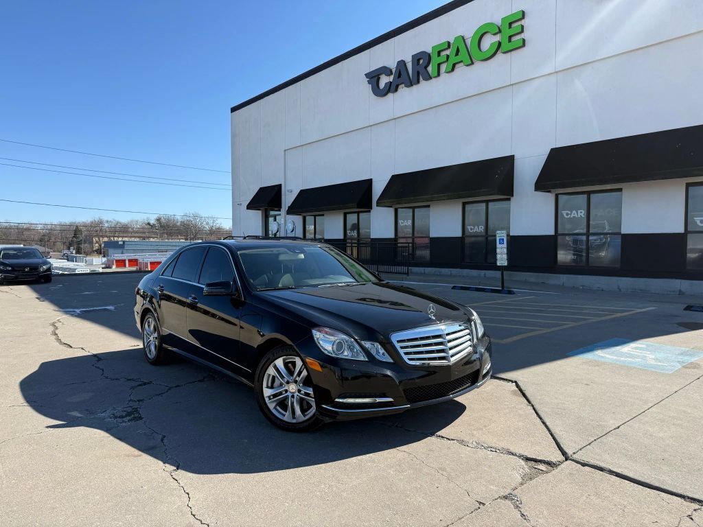 2011 MERCEDES-BENZ E-Class
