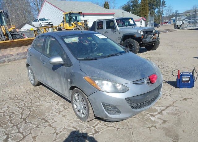 Mazda Mazda2