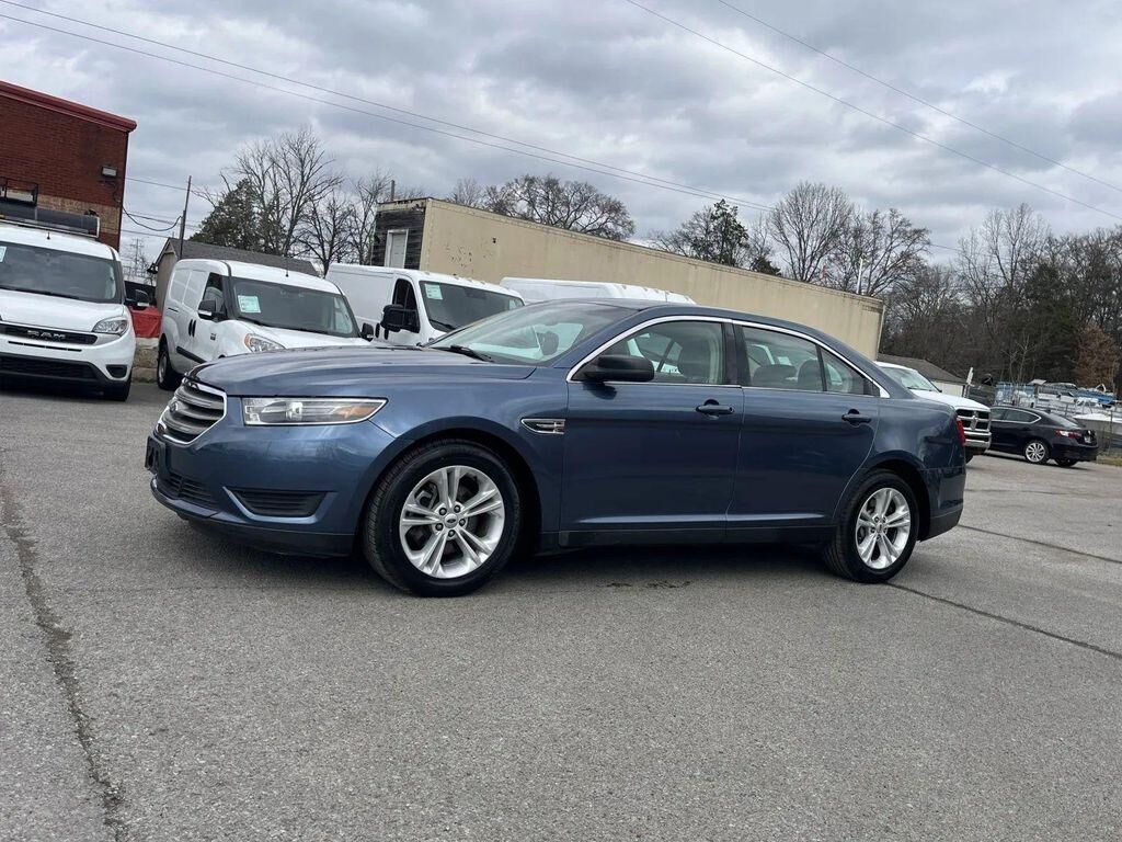 2018 FORD Taurus