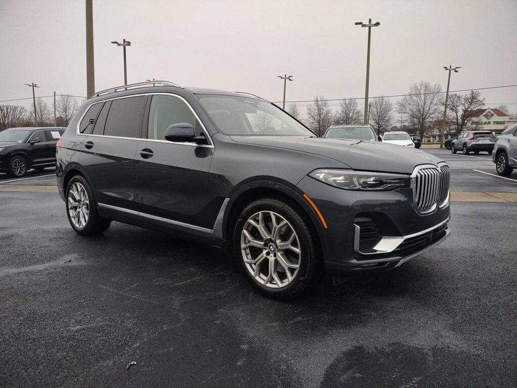 2022 BMW X7