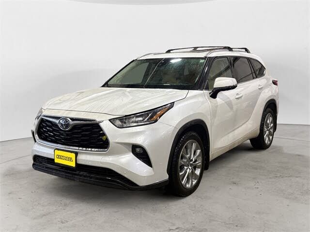2022 TOYOTA Highlander