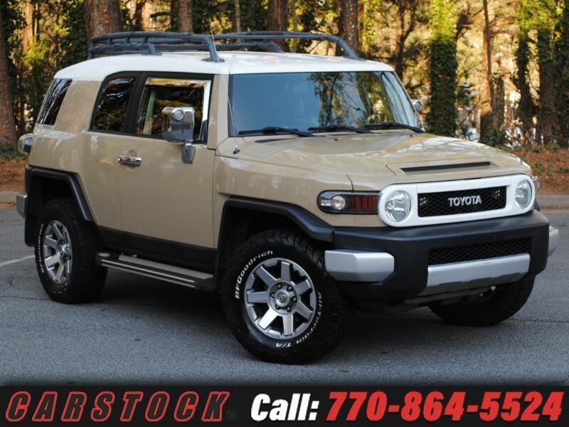 2014 TOYOTA FJ Cruiser