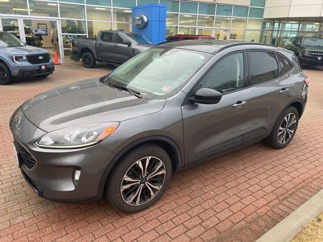 2022 FORD Escape
