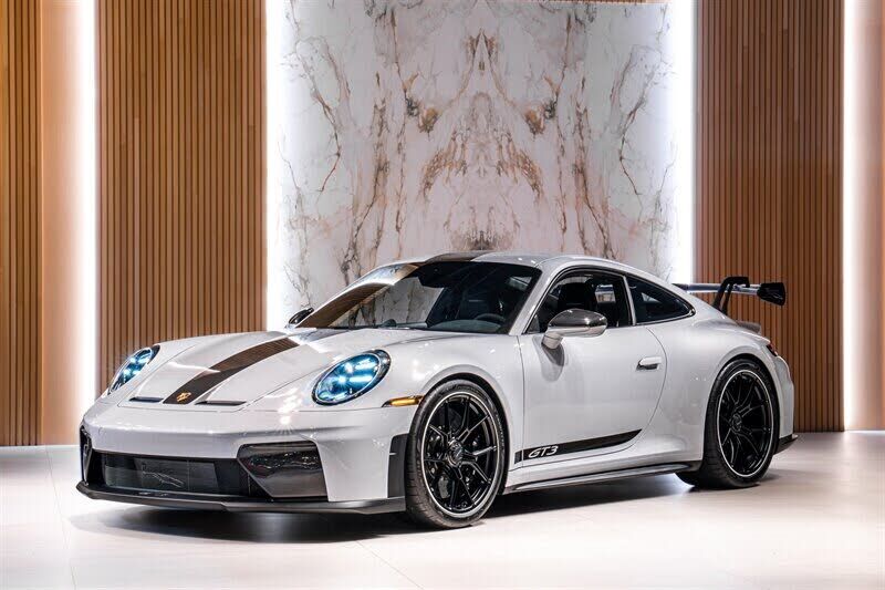 2026 PORSCHE 911