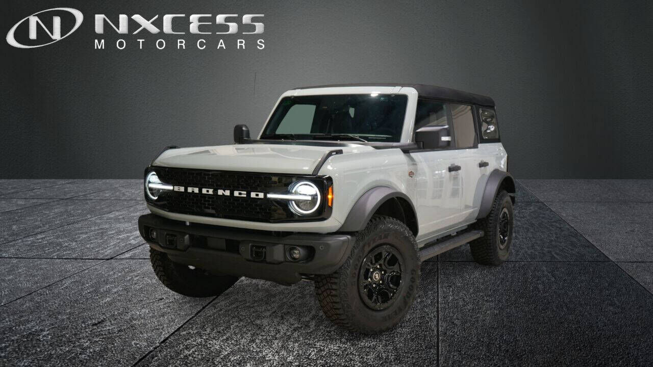 2023 FORD Bronco