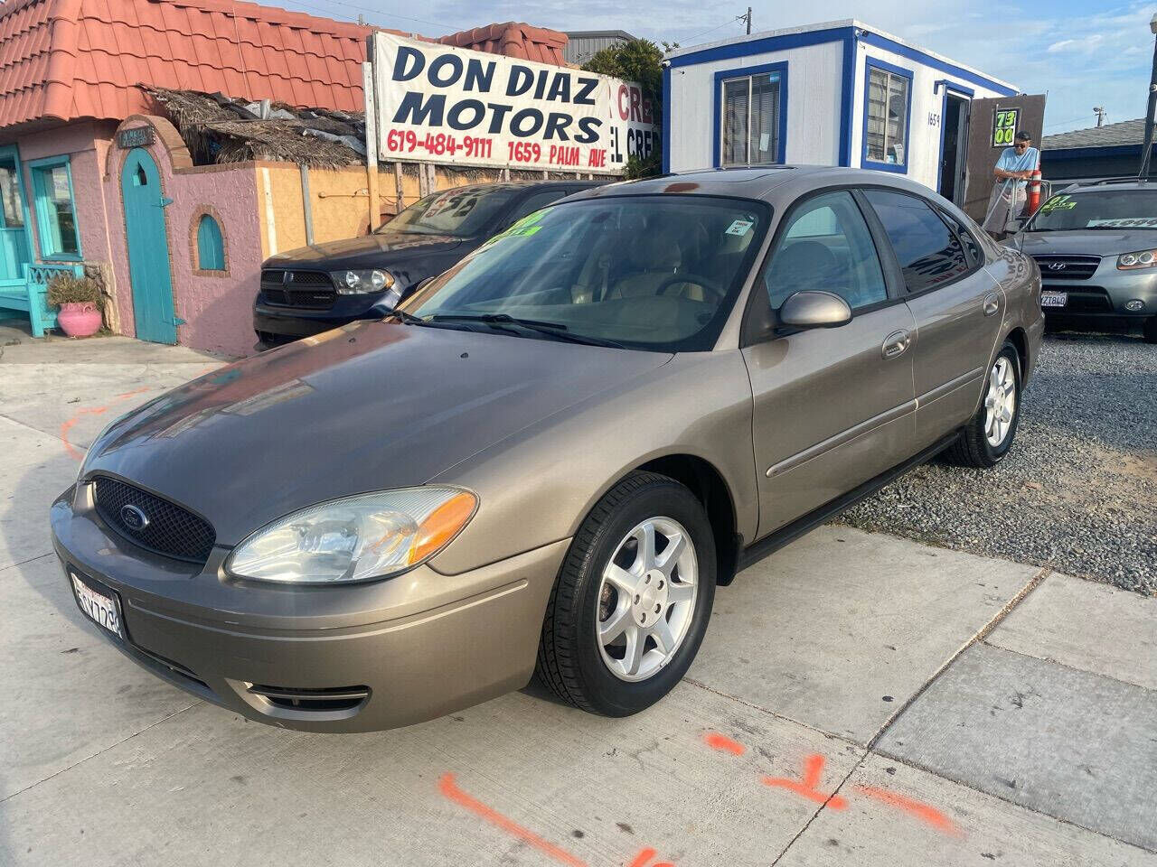 2006 FORD Taurus
