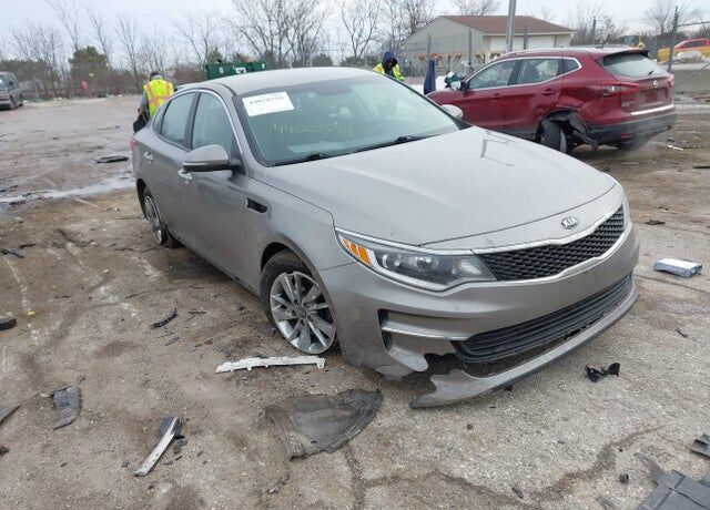 2017 KIA Optima