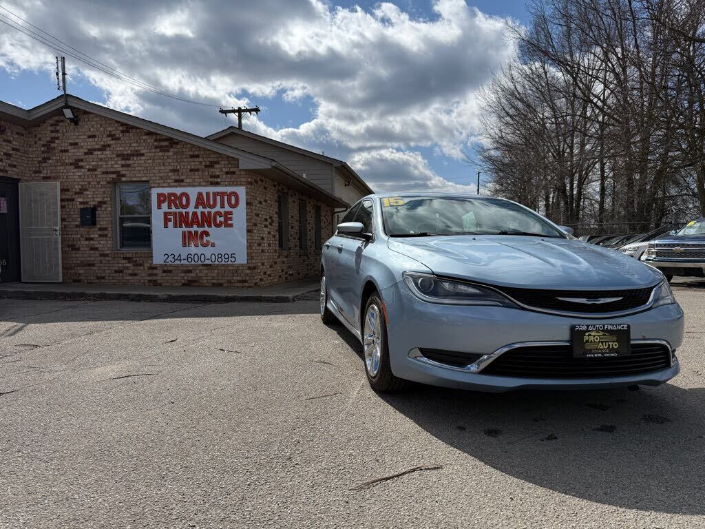 2015 CHRYSLER 200