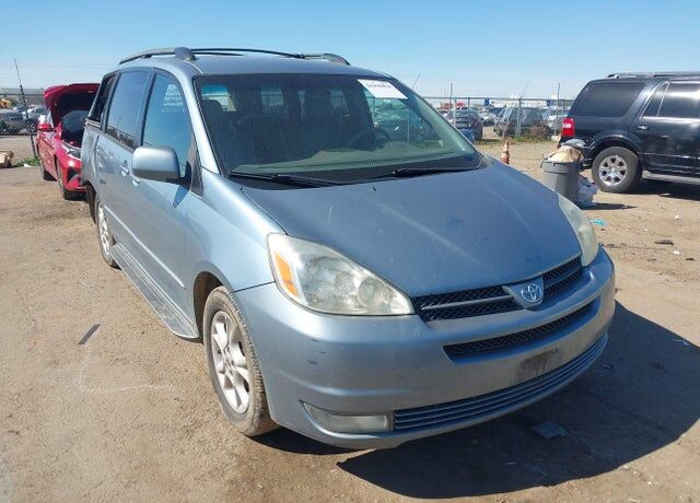 2005 TOYOTA Sienna