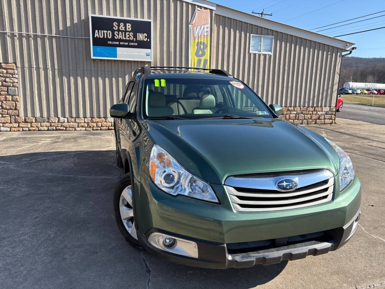 2011 SUBARU Outback