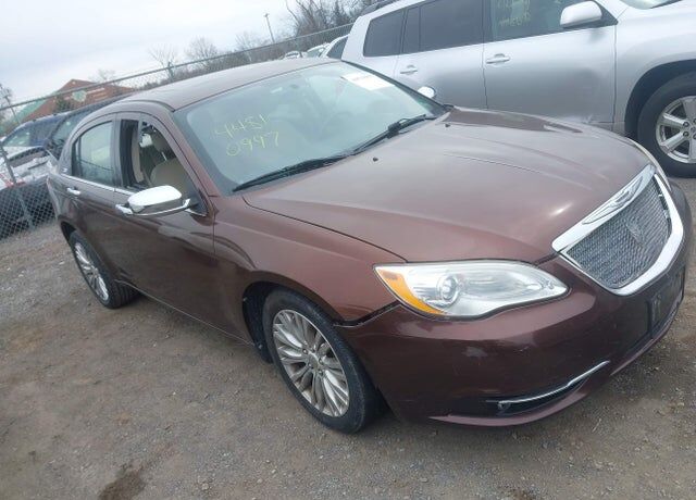 2012 CHRYSLER 200