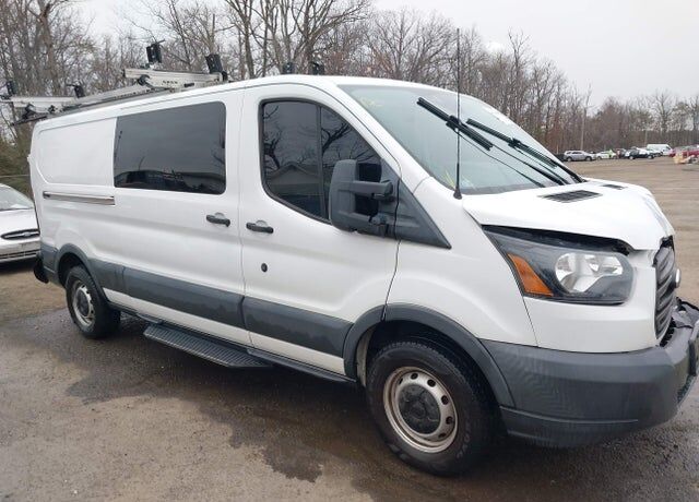 2018 FORD Transit