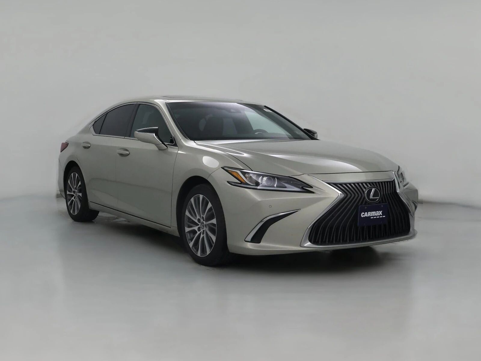 2019 LEXUS ES