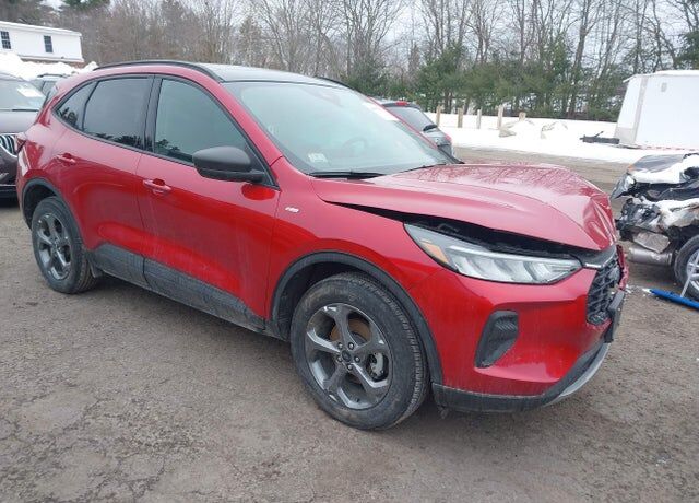 2025 FORD Escape