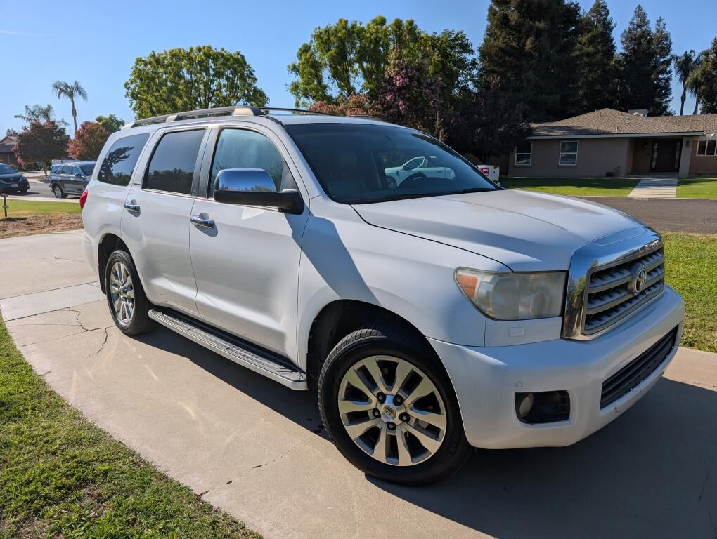 Toyota Sequoia