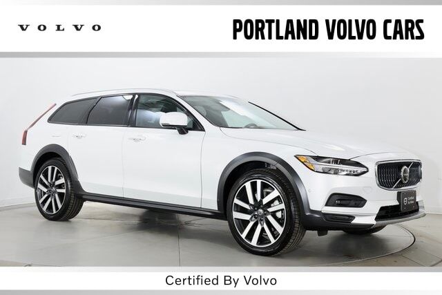 2025 VOLVO V90CC