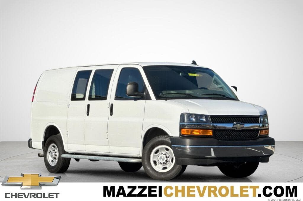 2024 CHEVROLET Express