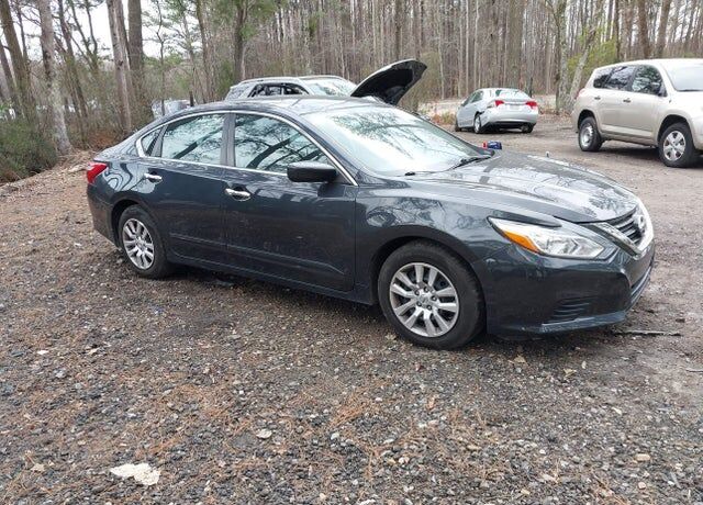 2017 NISSAN Altima