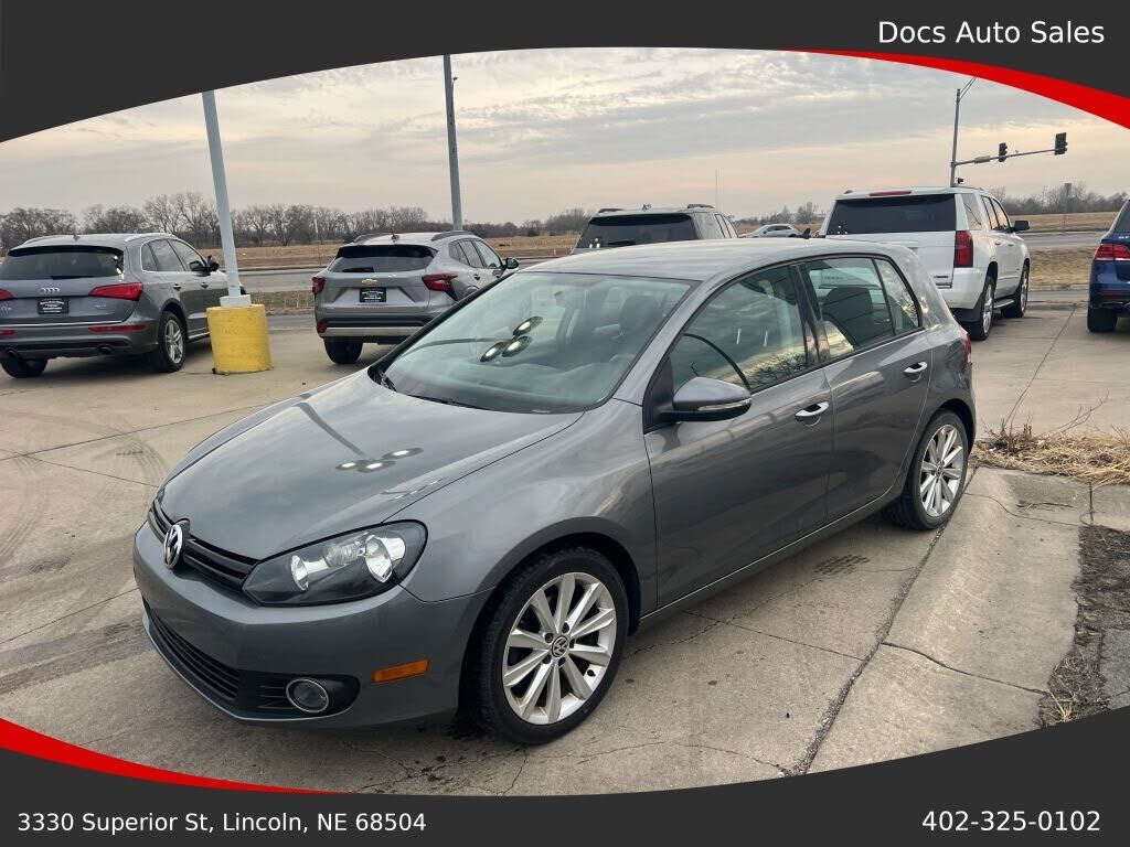 2013 VOLKSWAGEN Golf