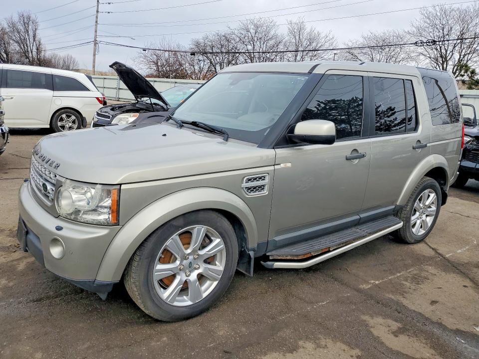 2013 LAND ROVER LR4