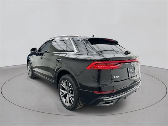 2023 Audi Q8