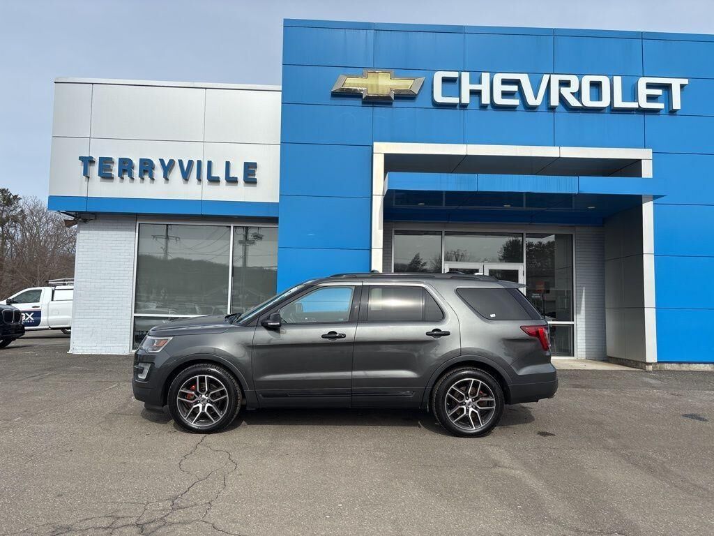 2016 FORD Explorer