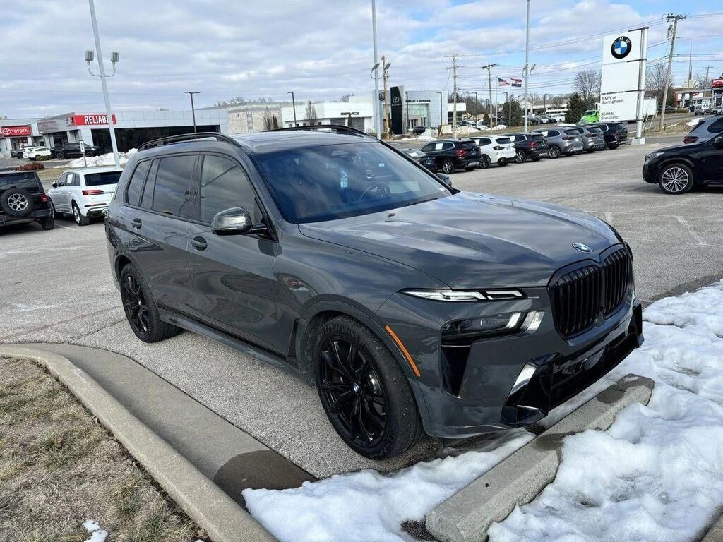2026 BMW X7
