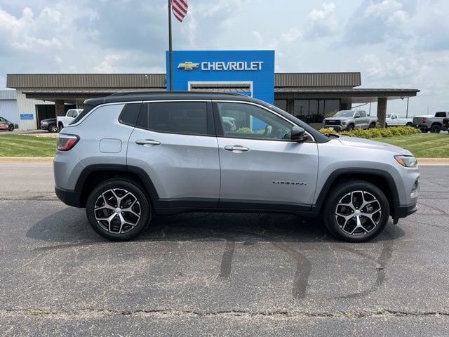 2024 JEEP Compass