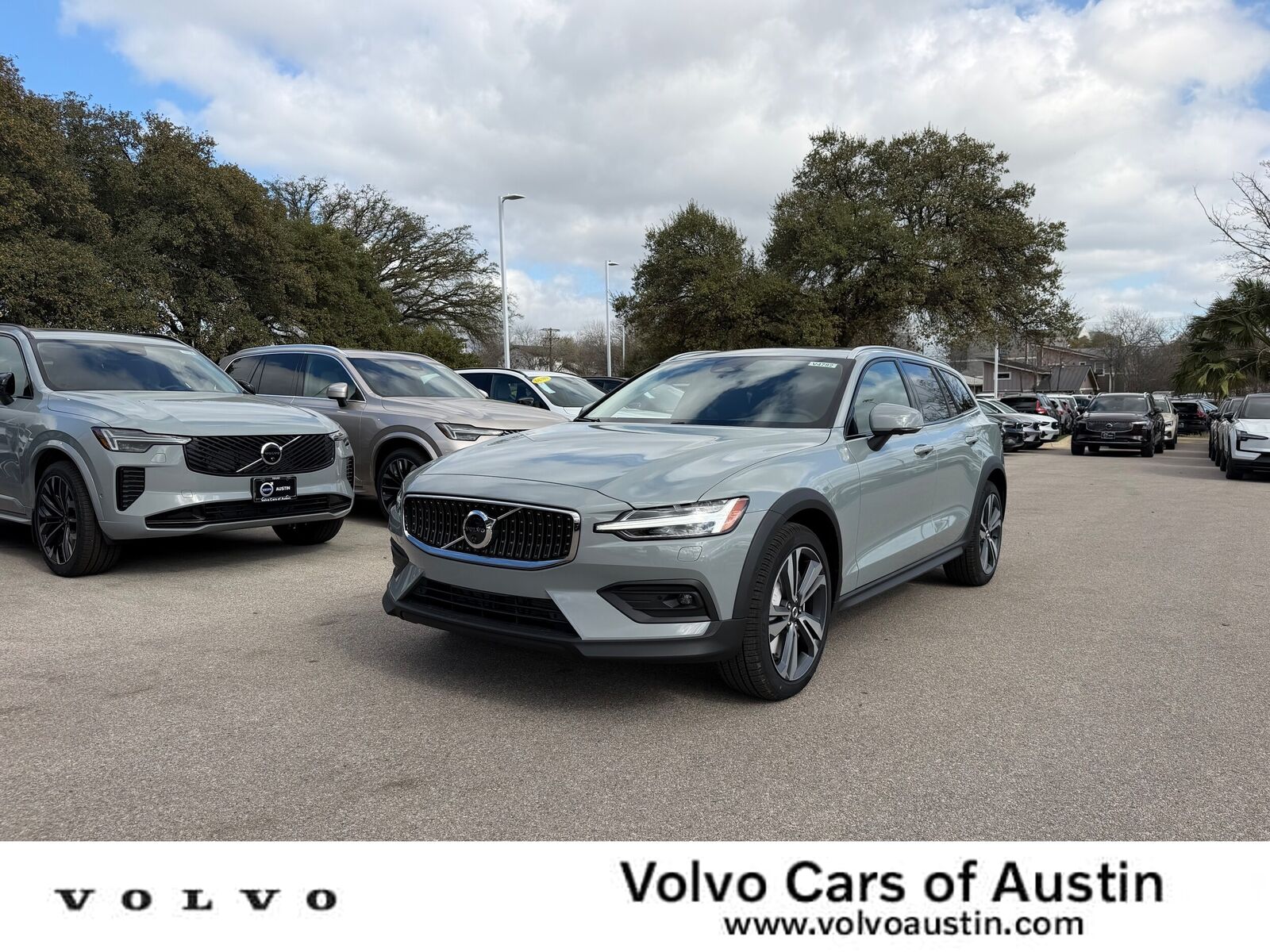2026 VOLVO V60CC