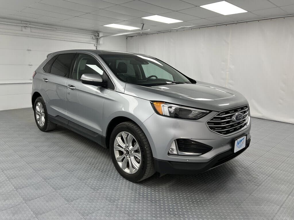 2023 FORD Edge