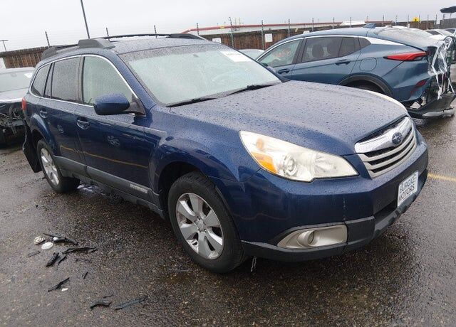 2010 SUBARU Outback