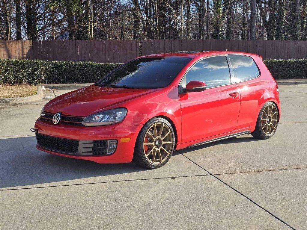 2011 VOLKSWAGEN GTI