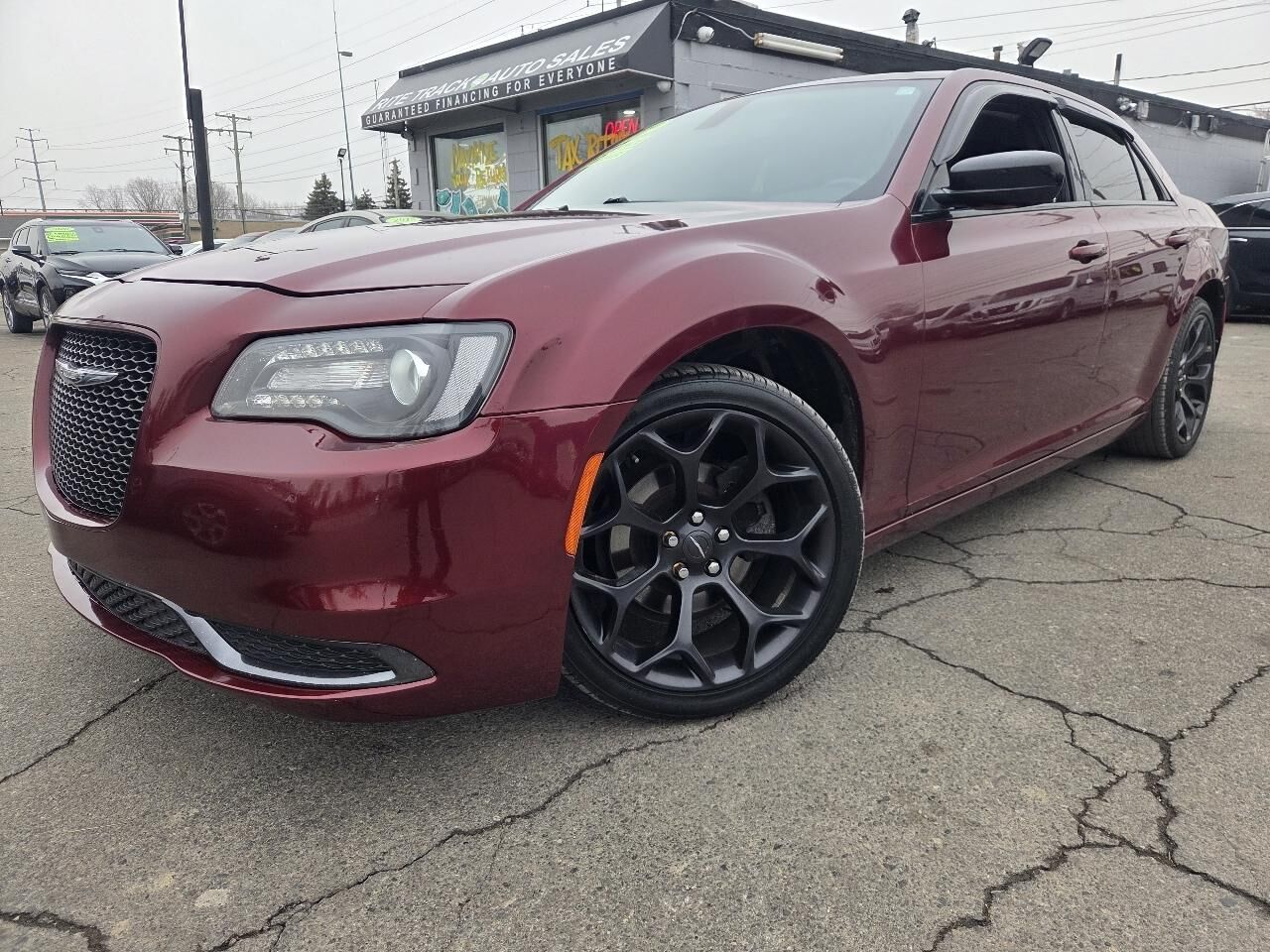 2019 CHRYSLER 300