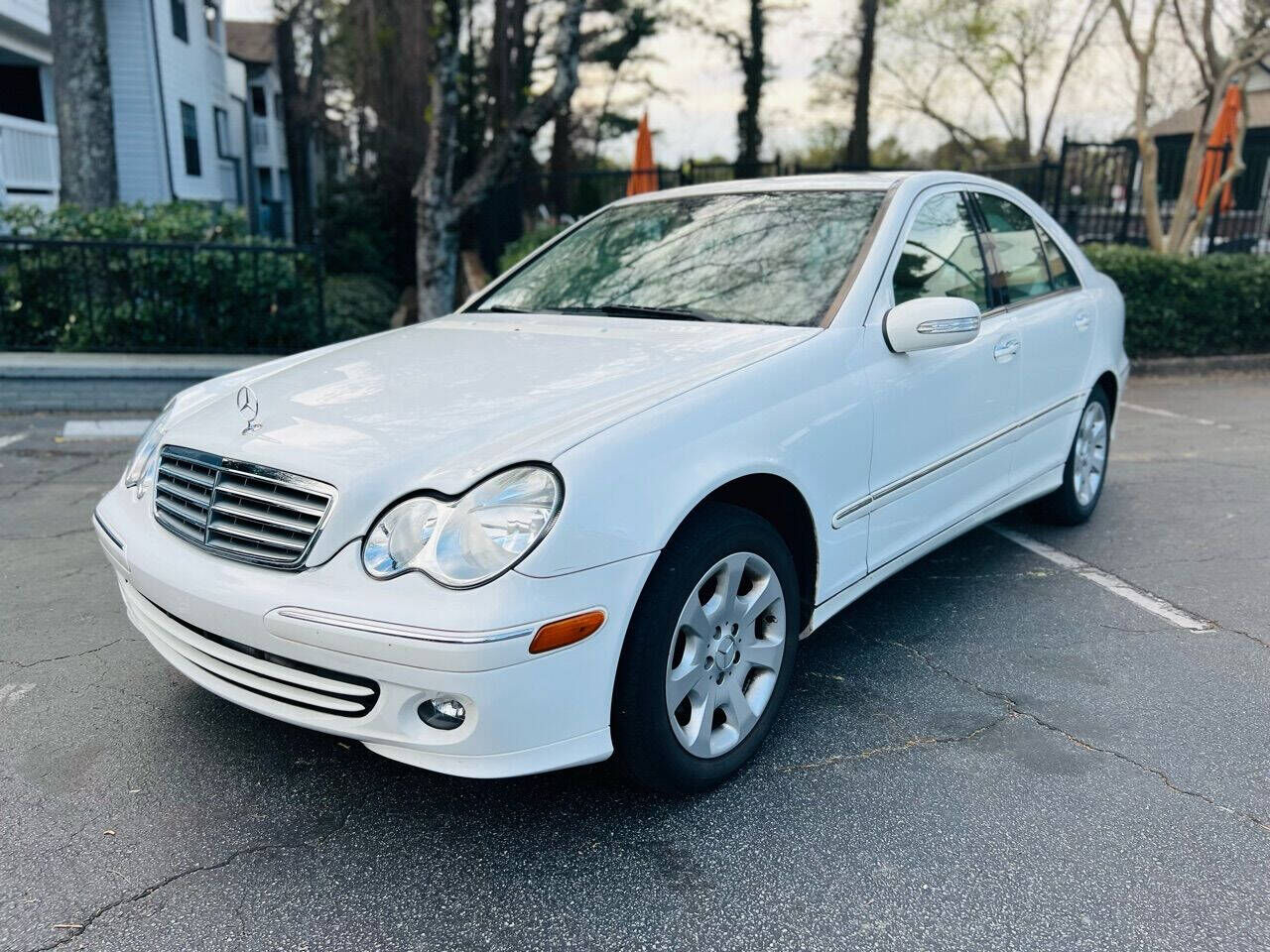 2006 MERCEDES-BENZ C-Class