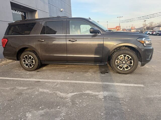 2024 FORD Expedition